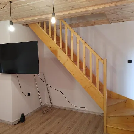 U Antosia ميكلينكي